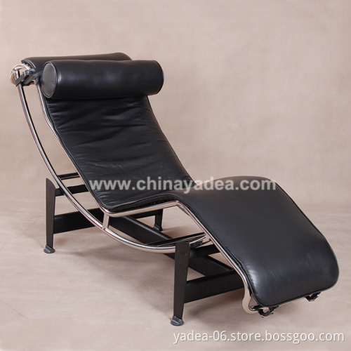 Home furniture LC4 corbusier lounge chair in living room